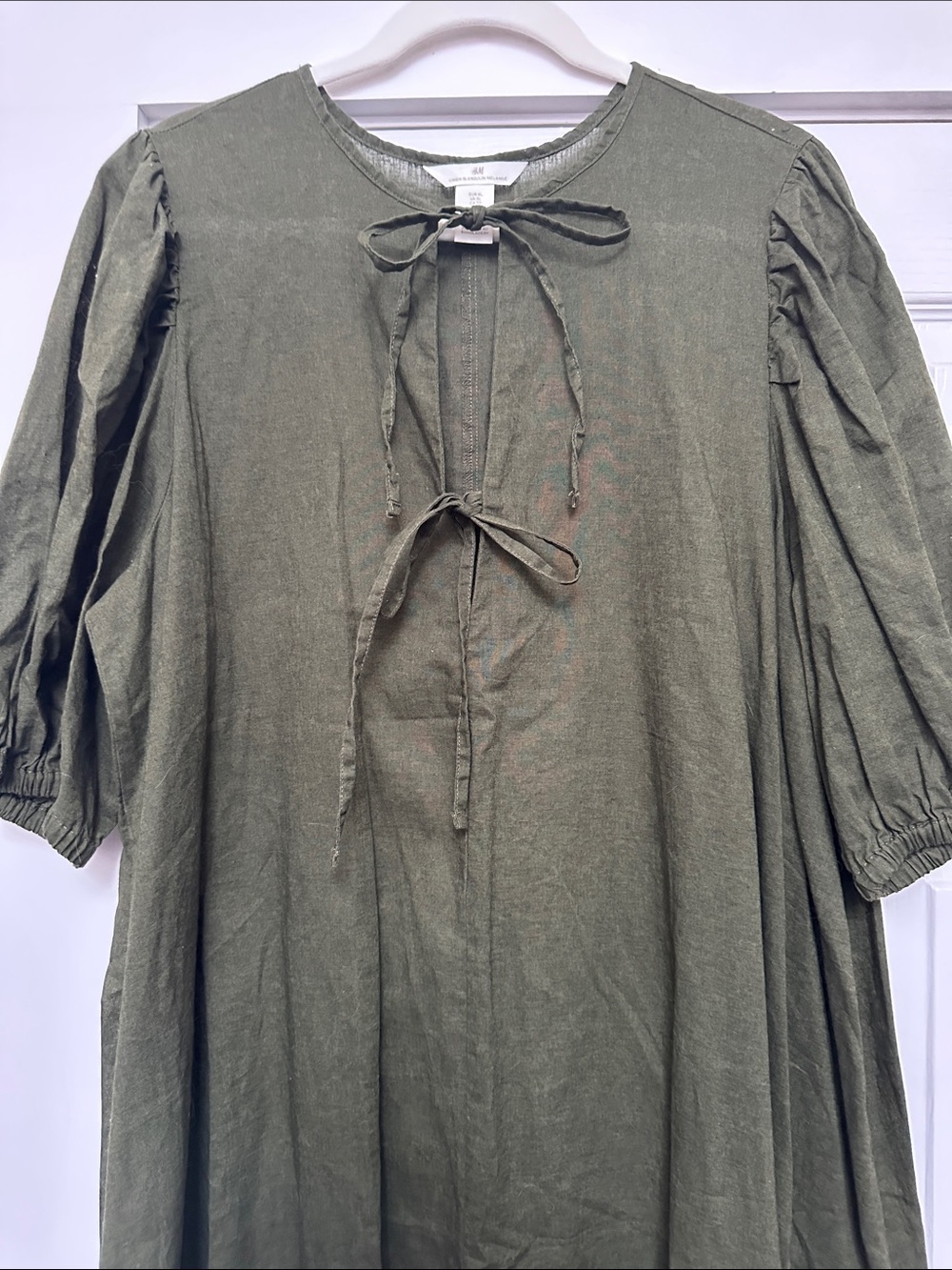 H&M Olive Tie-Front Linen Dress - Picture 3 of 4